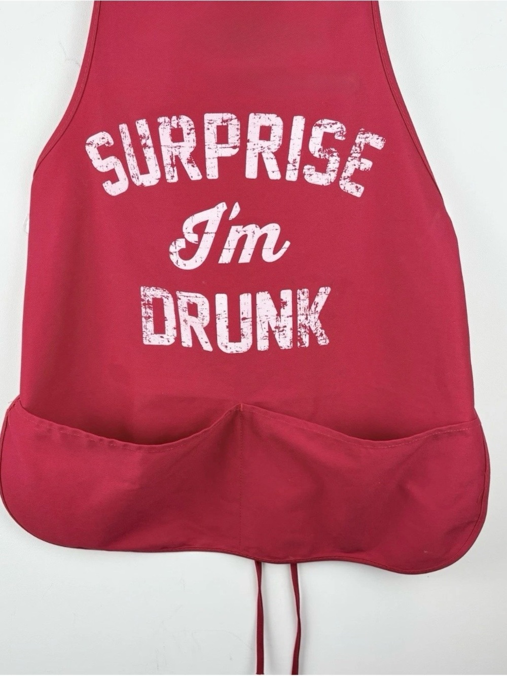 Surprise I’m Drunk Red Pockets Apron Adult Unisex One Size Grill Chef Gag Gift - Picture 3 of 7